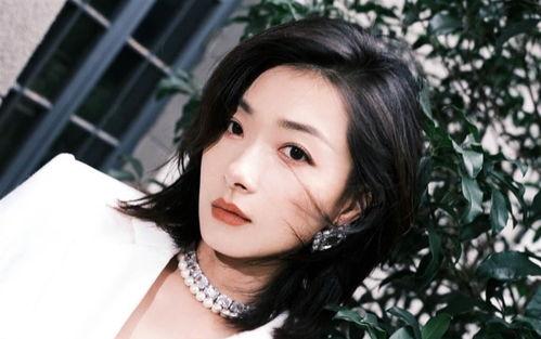 万茜自爆一年潜七次 吃瓜网站能打开的网站免费,一年潜入七次，揭秘娱乐圈神秘生活